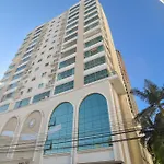 Ap Moderno 550M Da Roda Gigante Em Pioneiros P2376